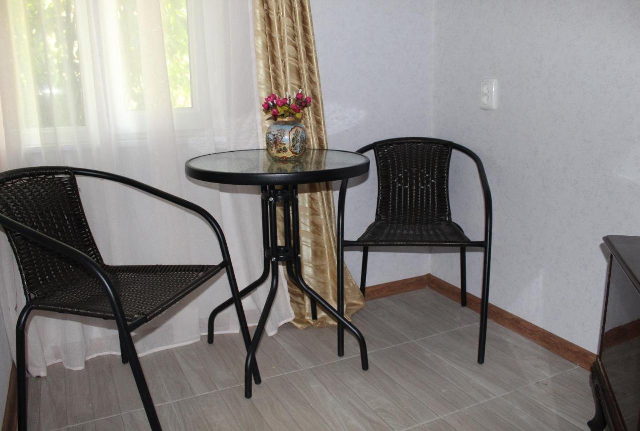 Guest house Racha Ambrolaouri Extérieur photo