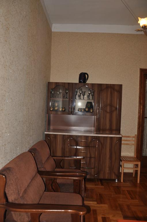 Guest house Racha Ambrolaouri Extérieur photo