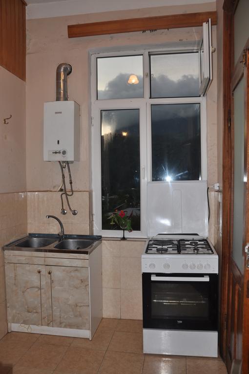 Guest house Racha Ambrolaouri Extérieur photo
