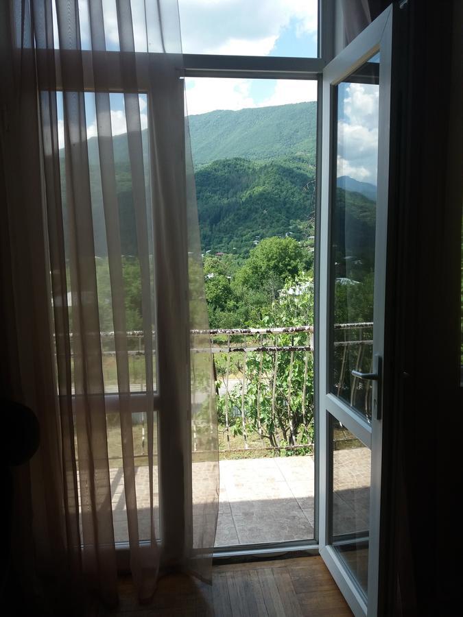 Guest house Racha Ambrolaouri Extérieur photo